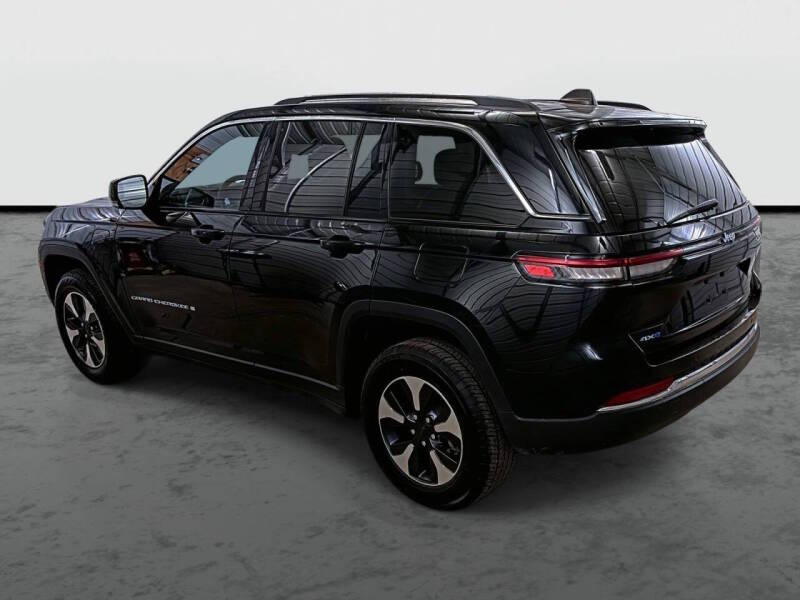 jeep grand cherokee 2024 1C4RJYB67RC710691 image jeep grand cherokee 2024 1C4RJYB67RC710691 image